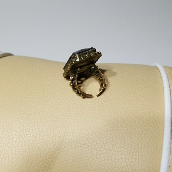 Sorelli large Ring - Picture 5 of 8